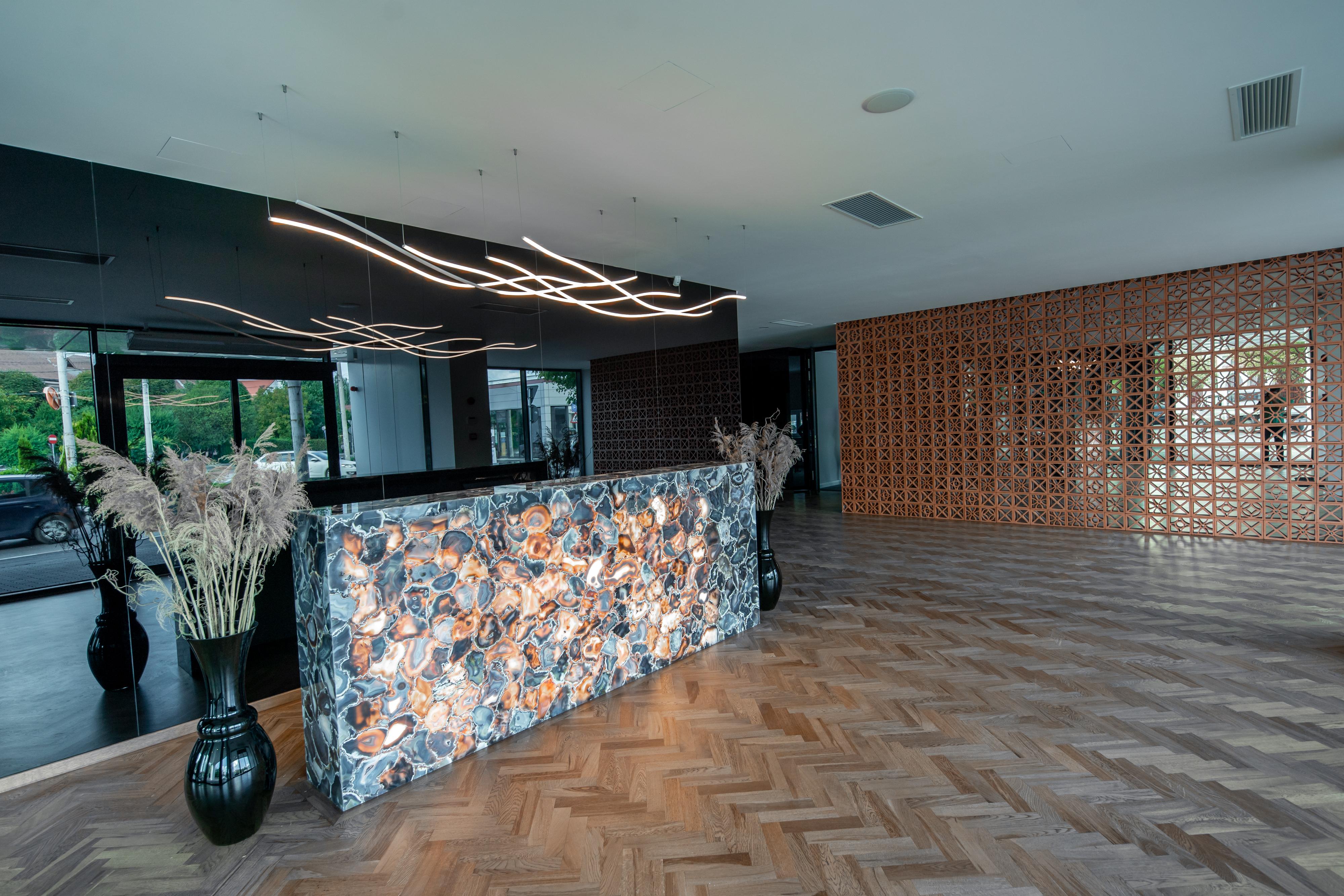 Hotel Libra Сибиу Екстериор снимка